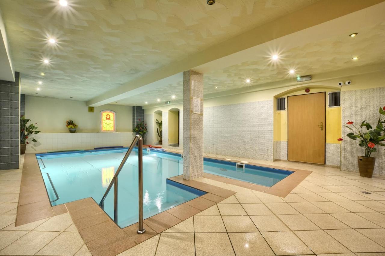 Świeradów-Zdrój Hotel Krysztal מראה חיצוני תמונה
